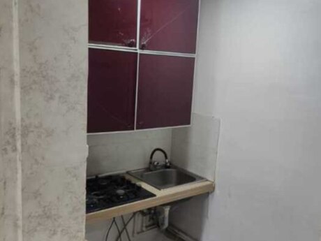 1 otaqlı köhnə tikili - Qara Qarayev m. - 40 m²