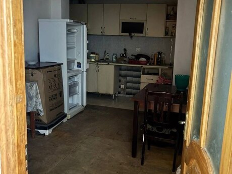 3 otaqlı köhnə tikili - Müşfiqabad q. - 60 m²