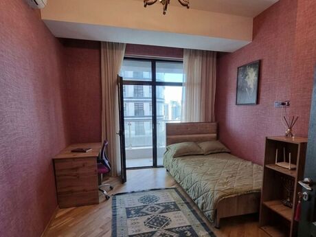 3 otaqlı yeni tikili - 28 May m. - 120 m²