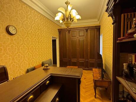 2 otaqlı köhnə tikili - Bayıl q. - 60 m²