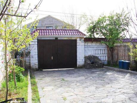 2 otaqlı həyət evi/bağ evi - Qəbələ - 60 m²