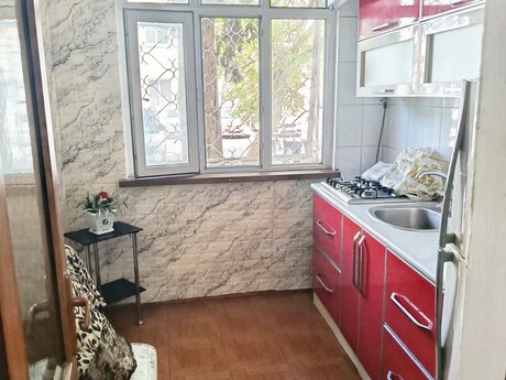 1 otaqlı köhnə tikili - Gənclik m. - 33 m²