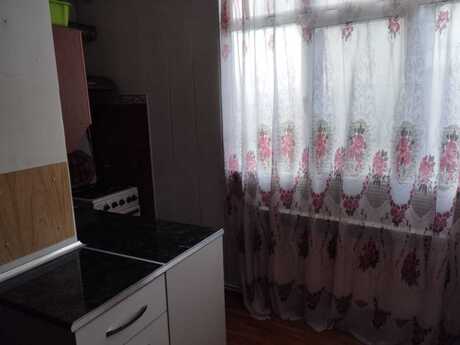 3 otaqlı köhnə tikili - Gənclik m. - 70 m²