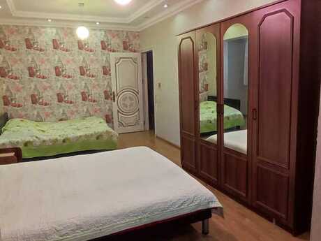 2 otaqlı köhnə tikili - Həzi Aslanov m. - 70 m²