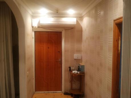 4 otaqlı köhnə tikili - Həzi Aslanov m. - 70 m²