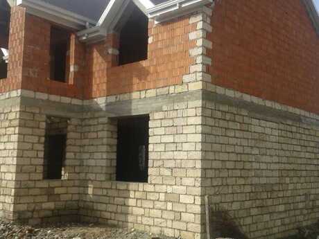 7 otaqlı həyət evi/bağ evi - Xaçmaz - 180 m²