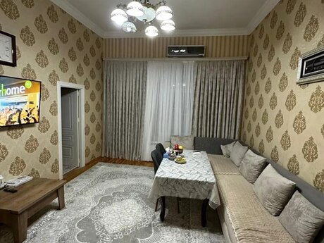 3 otaqlı köhnə tikili - 20-ci sahə q. - 65 m²