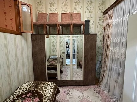 3 otaqlı köhnə tikili - 20-ci sahə q. - 65 m²