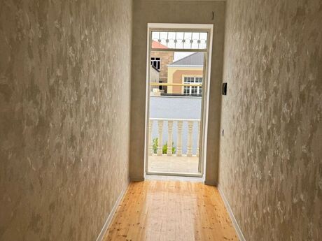 4 otaqlı həyət evi/bağ evi - Xırdalan - 228 m²