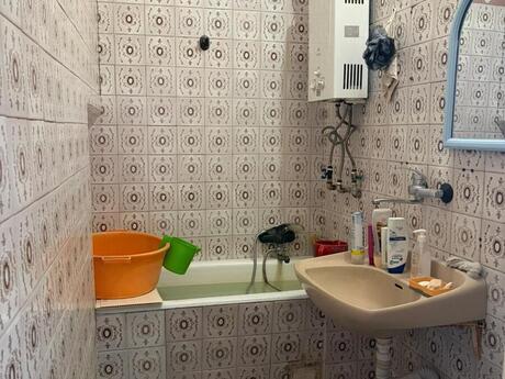 2 otaqlı köhnə tikili - Əhmədli q. - 54 m²