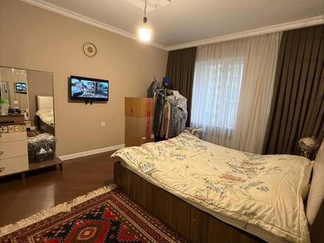 3 otaqlı yeni tikili - 8 Noyabr m. - 134 m²