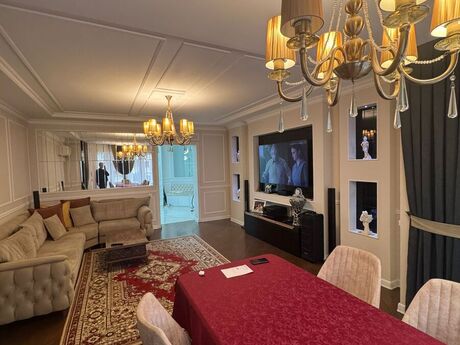 3 otaqlı yeni tikili - 8 Noyabr m. - 134 m²
