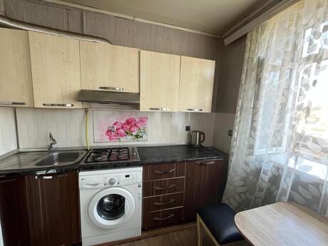2 otaqlı köhnə tikili - Gənclik m. - 50 m²