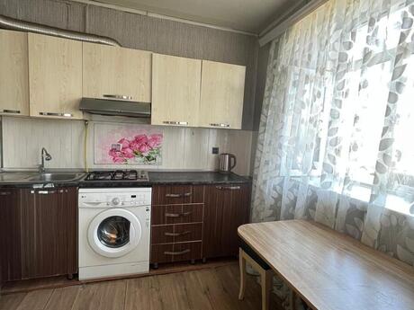 2 otaqlı köhnə tikili - Gənclik m. - 50 m²