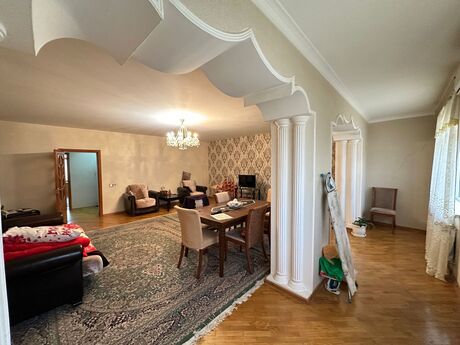 4 otaqlı köhnə tikili - Qara Qarayev m. - 100 m²