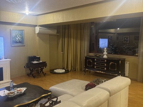 4 otaqlı yeni tikili - Nizami m. - 152 m²