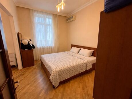 3 otaqlı köhnə tikili - Badamdar q. - 127.7 m²