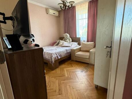 3 otaqlı köhnə tikili - Nəsimi r. - 60 m²