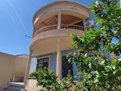 4 otaqlı həyət evi/bağ evi - Masazır q. - 200 m²