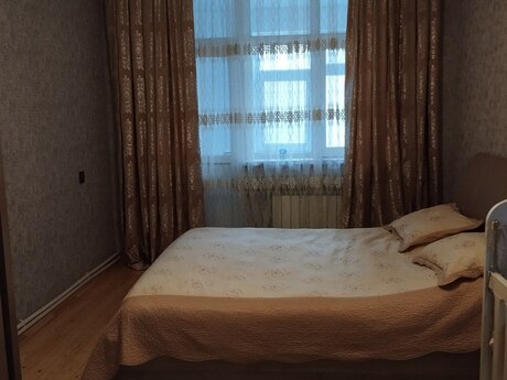 4 otaqlı köhnə tikili - Xırdalan - 100 m²