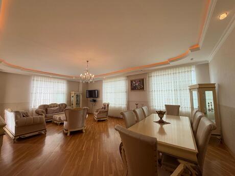 4 otaqlı köhnə tikili - Nəsimi r. - 165 m²