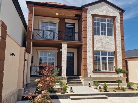 6 otaqlı həyət evi/bağ evi - Savalan q. - 218 m²