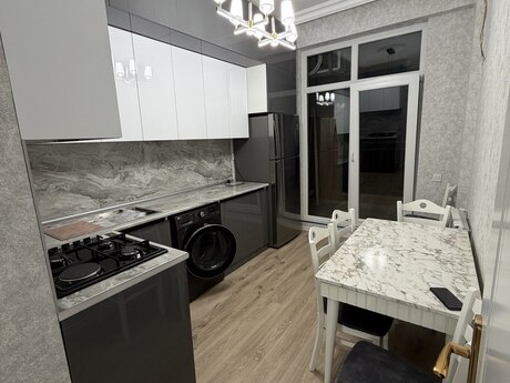2 otaqlı yeni tikili - Sumqayıt - 77 m²