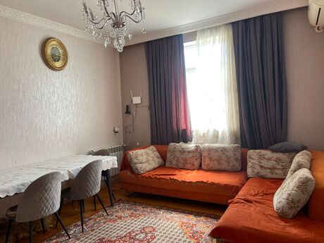 3 otaqlı həyət evi/bağ evi - Biləcəri q. - 80 m²
