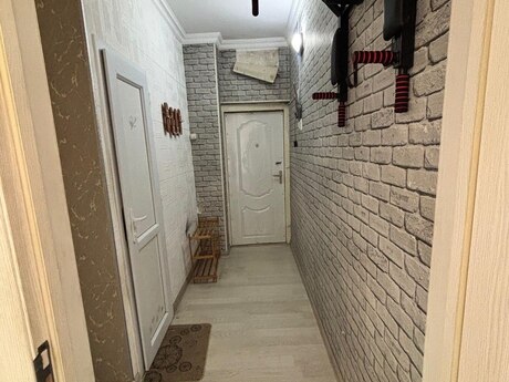 2 otaqlı köhnə tikili - Yeni Günəşli q. - 50 m²