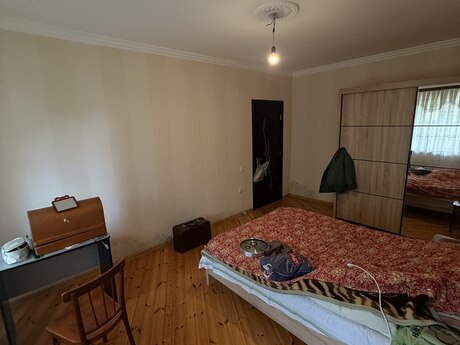 3 otaqlı köhnə tikili - Həzi Aslanov q. - 60 m²