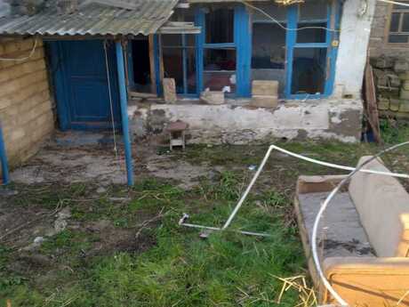 2 otaqlı həyət evi/bağ evi - Yeni Suraxanı q. - 70 m²