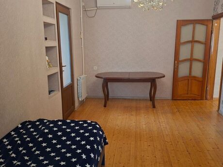 2 otaqlı köhnə tikili - Nəsimi m. - 45 m²