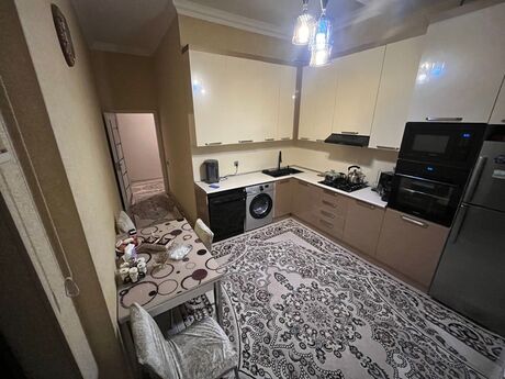 3-комн. новостройка - м. Низами - 105 м²