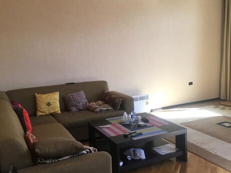 2 otaqlı köhnə tikili - Sahil m. - 70 m²