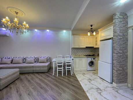 2 otaqlı yeni tikili - 8 Noyabr m. - 70 m²