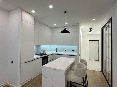 3 otaqlı yeni tikili - Şah İsmayıl Xətai m. - 72 m²