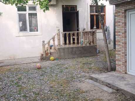 3 otaqlı həyət evi/bağ evi - Xırdalan - 80 m²