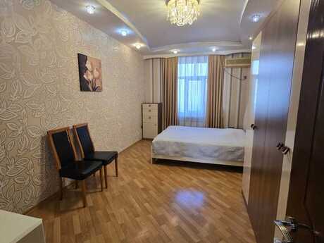 4-room apartment for rent, 120 m², Elmlər Akademiyası: 1 200 ₼/mo 5