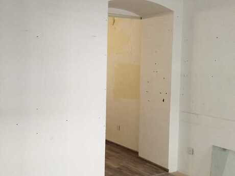 2 otaqlı köhnə tikili - Sahil m. - 44 m²