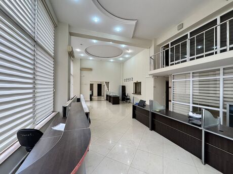 Obyekt - 28 May m. - 320 m²