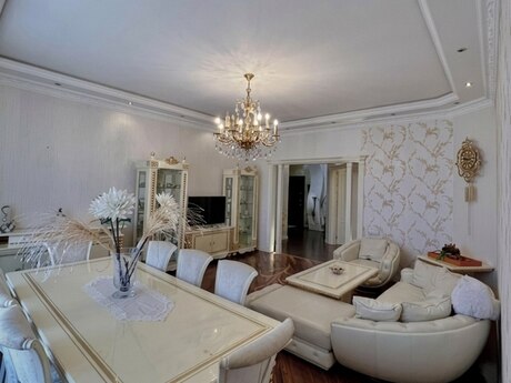 3 otaqlı yeni tikili - İçəri Şəhər m. - 120 m²