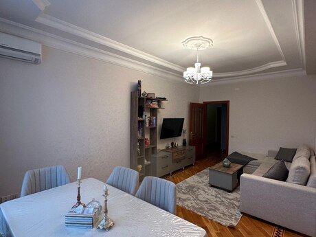 2-комн. новостройка - м. Ази Асланов - 80 м²