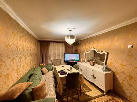 3 otaqlı köhnə tikili - Neftçilər m. - 80 m²
