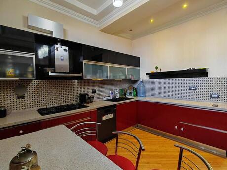 2 otaqlı yeni tikili - Nəsimi r. - 170 m²