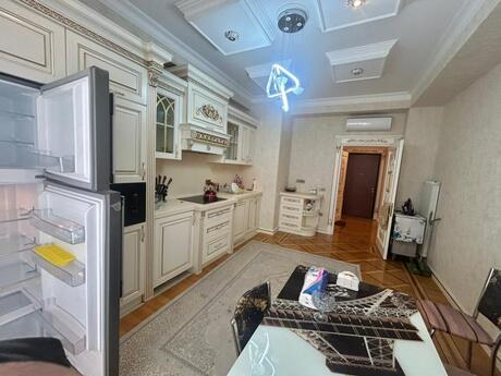 3 otaqlı ofis - Ağ şəhər q. - 145 m²