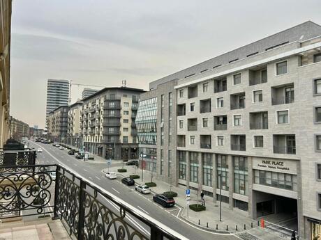 3 otaqlı ofis - Ağ şəhər q. - 145 m²