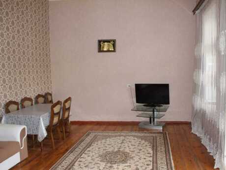 2 otaqlı köhnə tikili - İçəri Şəhər m. - 96 m²