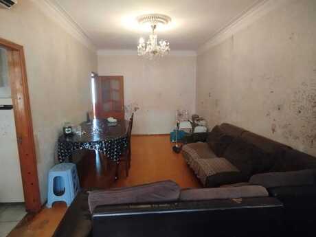 3 otaqlı köhnə tikili - Memar Əcəmi m. - 70 m²