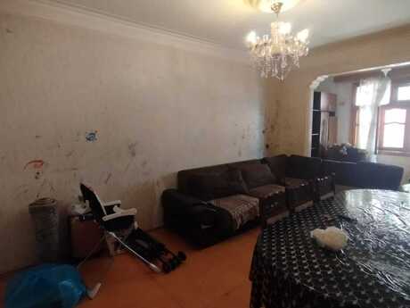3 otaqlı köhnə tikili - Memar Əcəmi m. - 70 m²