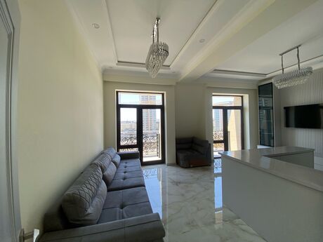 4 otaqlı yeni tikili - Ağ şəhər q. - 121 m²